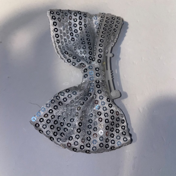 4" Big Dogs Hair Clips for Large Dogs Sequins Hair Side Clips Pet Bowknot White - Picture 4 of 7